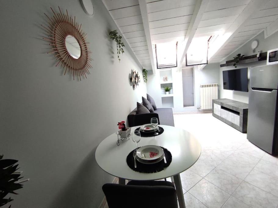 Free Parking Tiny House Wifi Netflix 15 Minuti Dal Duomo Apartman Milánó Kültér fotó