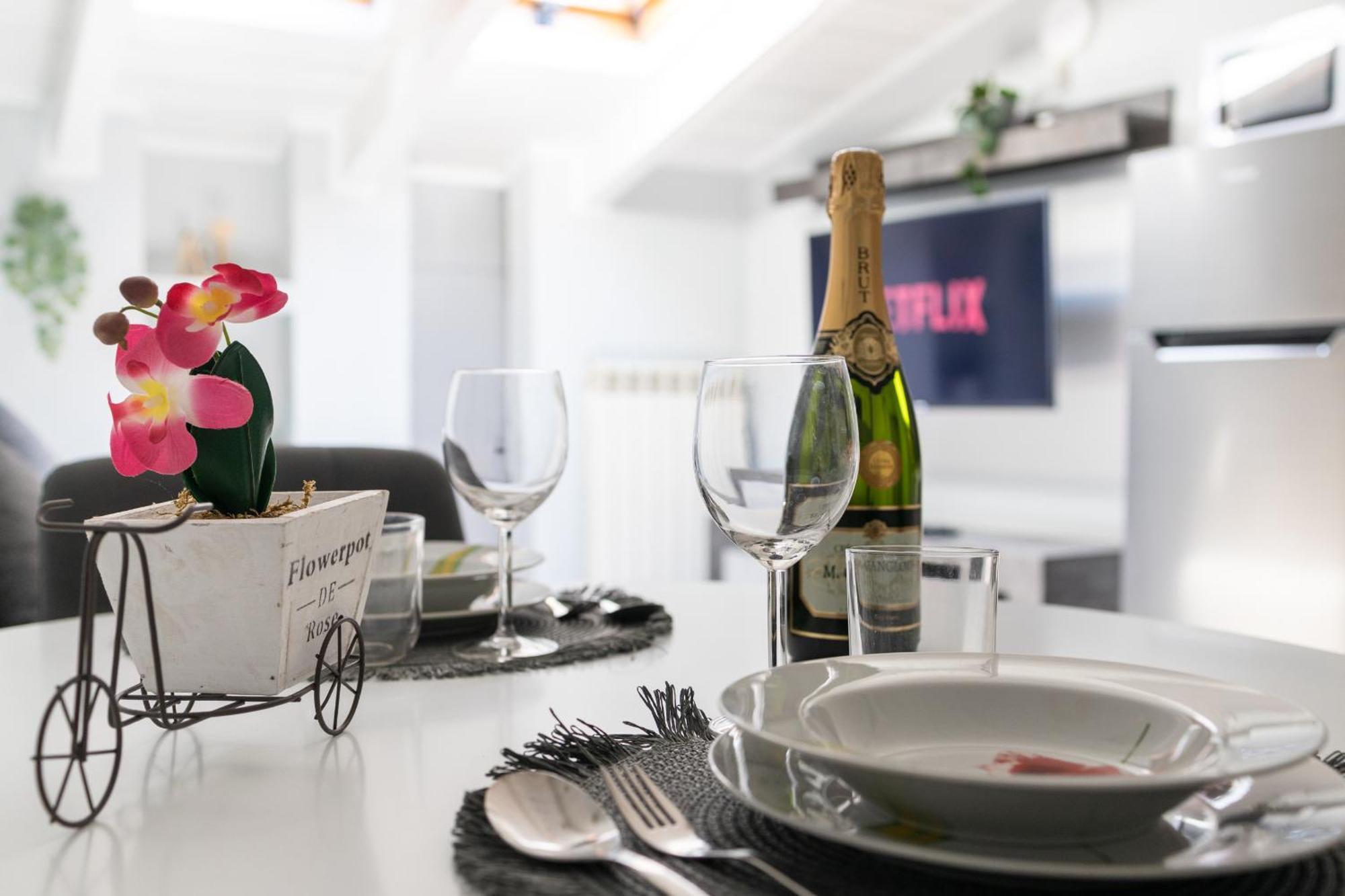 Free Parking Tiny House Wifi Netflix 15 Minuti Dal Duomo Apartman Milánó Kültér fotó